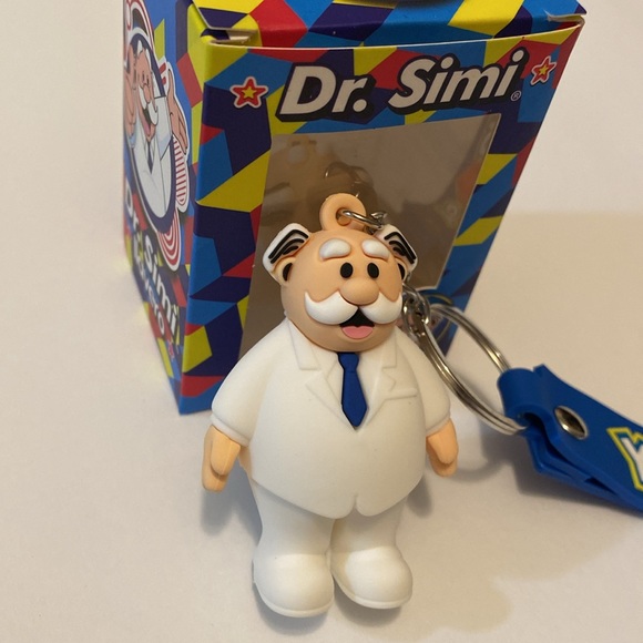 Original Dr Simi Keychain - Picture 4 of 16